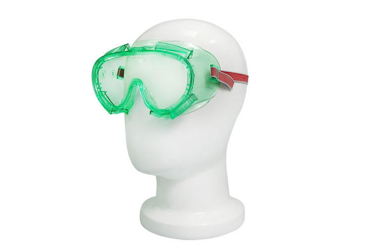 Cách Chọn Kính Bảo Hộ Chống Hóa Chất Phù Hợp