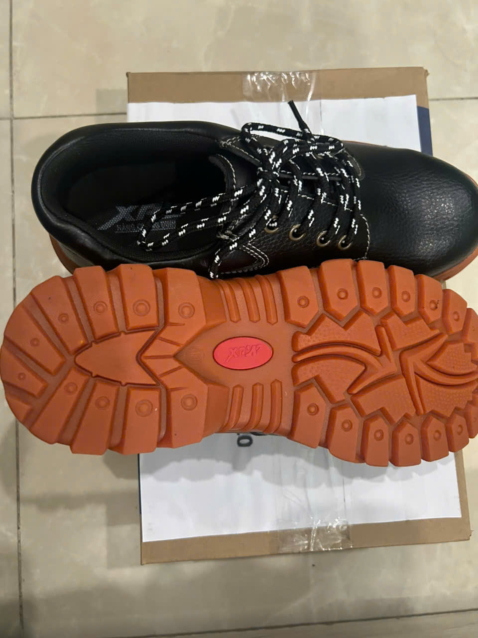 162091495595252773 Giày Bảo Hộ XP BH601-2K