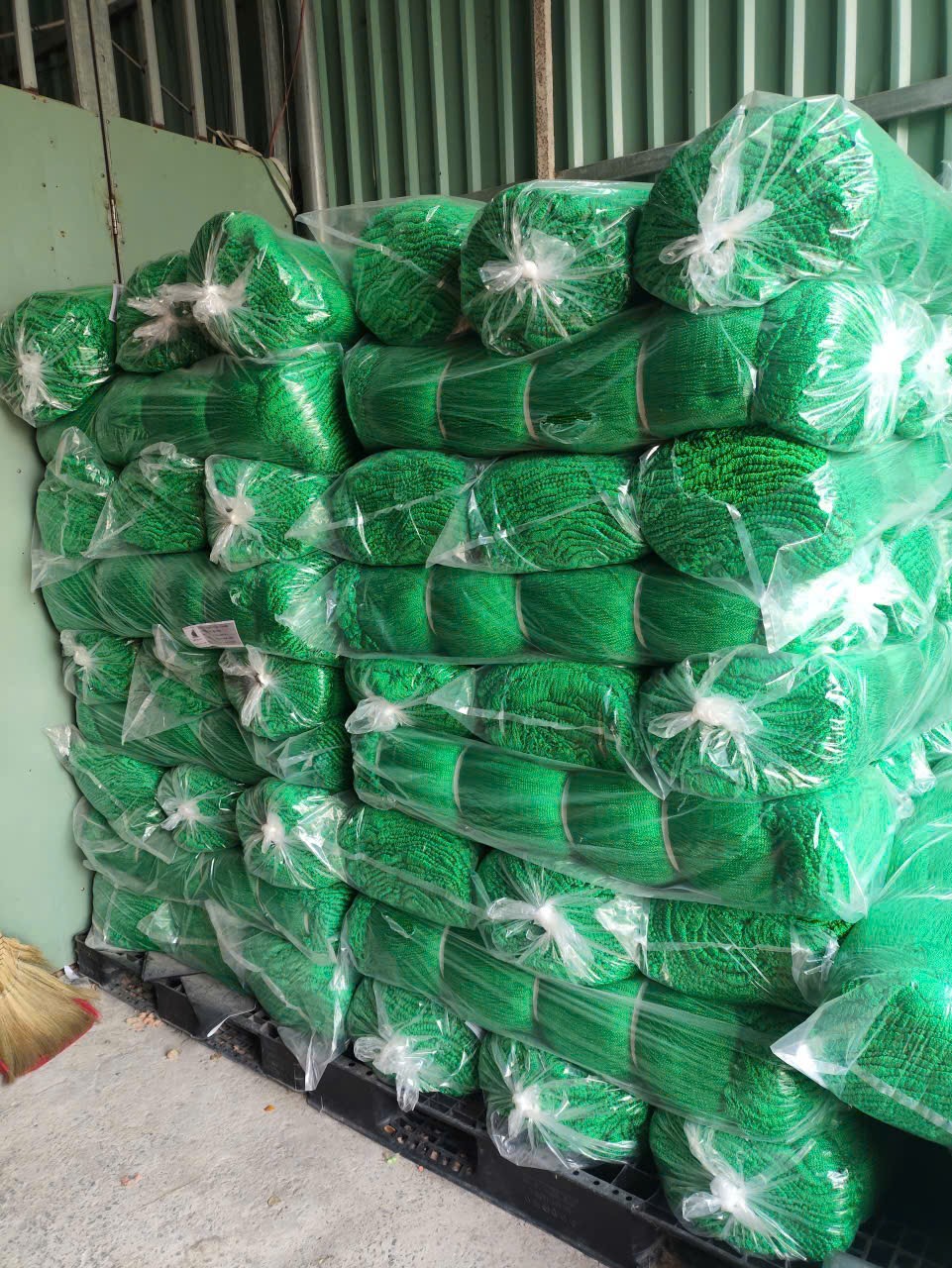 gen-h-z7927390138695_443a0e97f19830b635dea2b6518d3a3d Lưới an toàn công trình Polyester