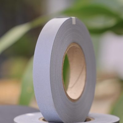 Phản quang Poly xám tốt 2,5cm x 100m