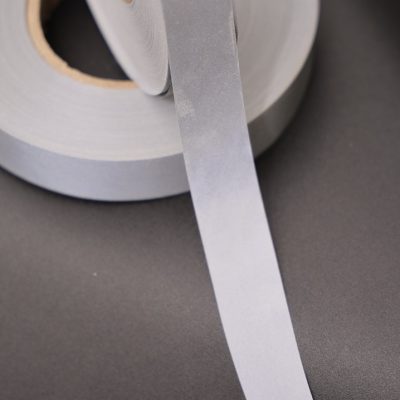 Phản quang Poly xám tốt 2,5cm x 100m